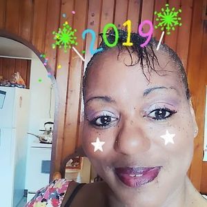 Meet your Posher, Kayron